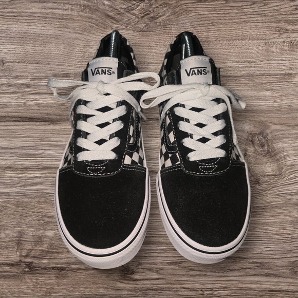 Vans Black and White Checkered Sneakers - Picture 2 of 6